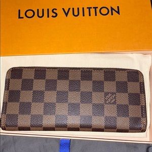 LOUIS VUITTON WALLET